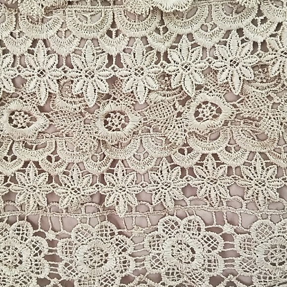 Lace skirt - Picture 2 of 6